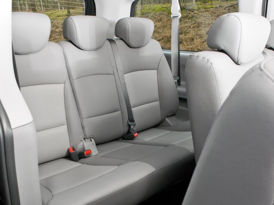  Hyundai i800 2008 года  (фото 20 из 36)